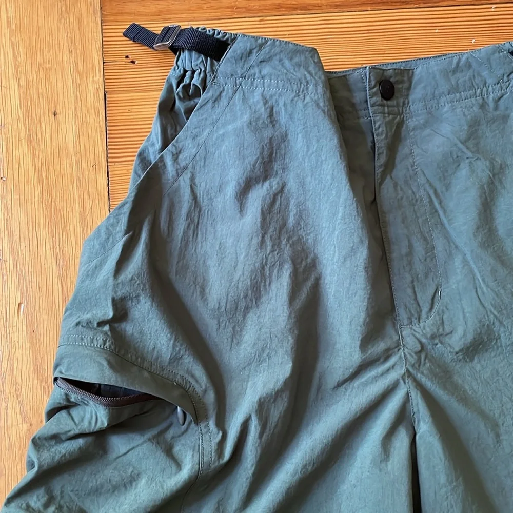 REI Cargo Sahara shorts 100% quick dry nylon for active sports - Picture 2 of 8